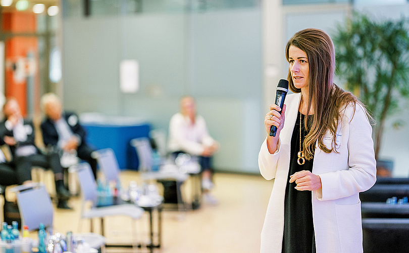 GDA-Vorstandsvorsitzende Anna Klaft begrüßte die 85 Teilnehmer des Events 